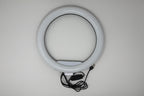 Aro de luz LED versátil con tres tonalidades seleccionables: cálida, fría y blanca LJJ-33